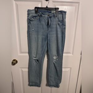 COSMIC BLUE LOVE
Adrianne Boyfriend Distressed Jean